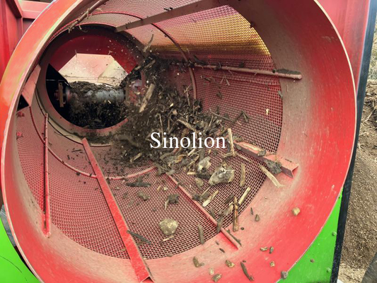 2800 KG Zhengzhou Sinolion Portable Mobile Topsoil Trommel Screen et machine à laver pour l'usine de sérigraphie