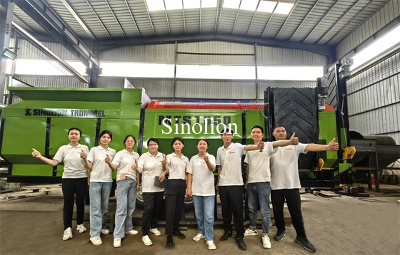 Zhengzhou Sinolion Mobile Compost Topsoil Screener Trommel Screen pour l'agriculture et le jardinage