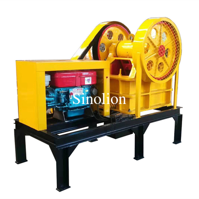 Concasseur mobile CE équipement minier d'or concasseur à mâchoires PE-150x250 à vendre